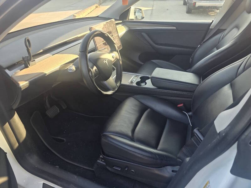 2022 Tesla Model Y Long Range — photo 8